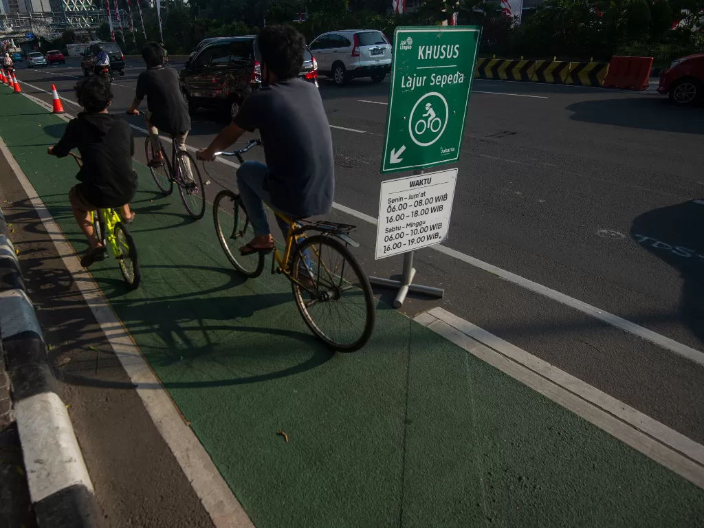 Jalur sepeda (ANTARA/Aditya Pradana Putra)