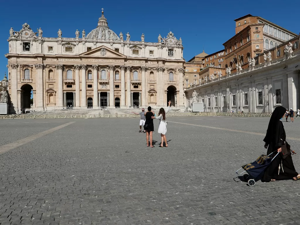 Vatikan, salah satu negara temungil di dunia. (REUTERS/REMO CASILLI)