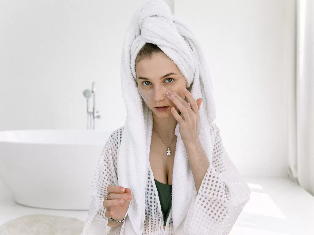 Ilustrasi perawatan kulit wajah (Pexels/Ekaterina Bolovtsova)
