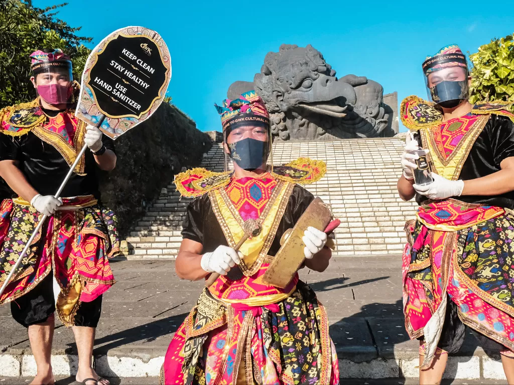 Obyek wisata Garuda Wisnu Kencana di Bali dibuka dengan terapkan protokol kesehatan. (Kemenparekraf/Marcell Lahea)