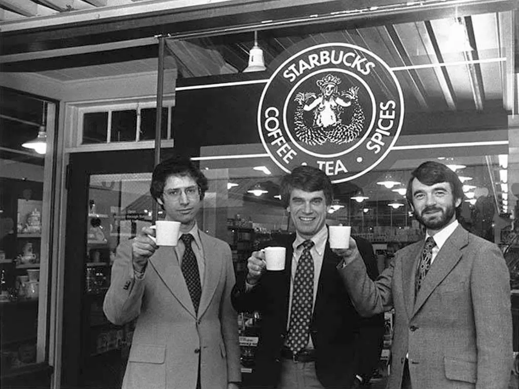 Pendiri Starbucks Zev Siegl, Jerry Baldwin dan Gordon Bowker, Seattle, Februari 1979. (historylink.org)