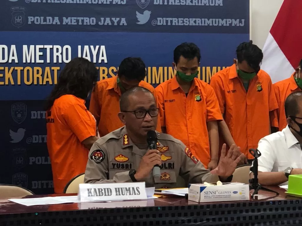Konferensi pers kasus curanmor satu keluarga Polda Metro Jaya, Rabu (9/9/2020). (INDOZONE/Samsudhuha Wildansyah)