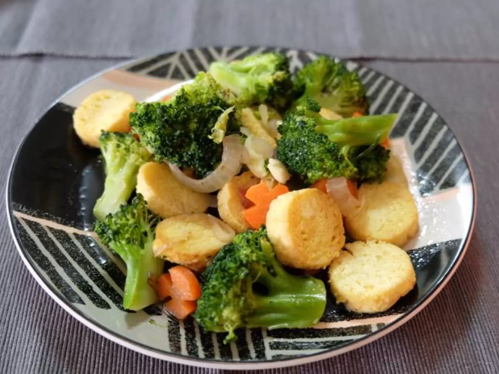 Ilustrasi tumis tofu brokoli pedas. (Cookpad/Veni Dwijayanti)