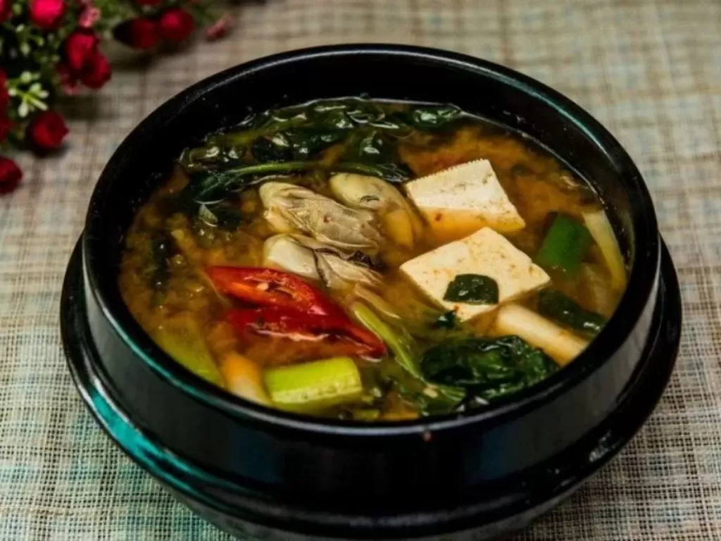 Ilustrasi sup tofu pedas homemade. (Pixabay)