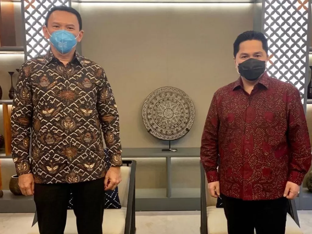 Basuki Tjahaja Purnama alias Ahok bertemu dengan Menteri BUMN Erick Thohir. (Instagram)