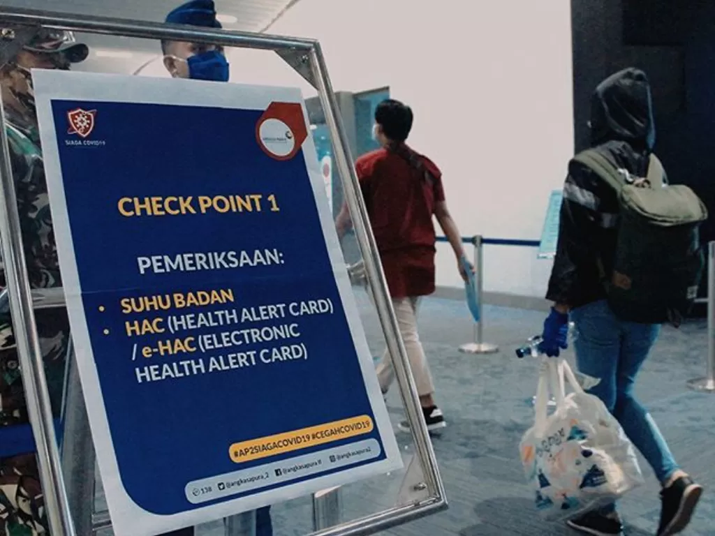Cek poin pemeriksaan kesehatan di Bandara Soekarno Hatta. (Instagram/soekarnohattaairport)