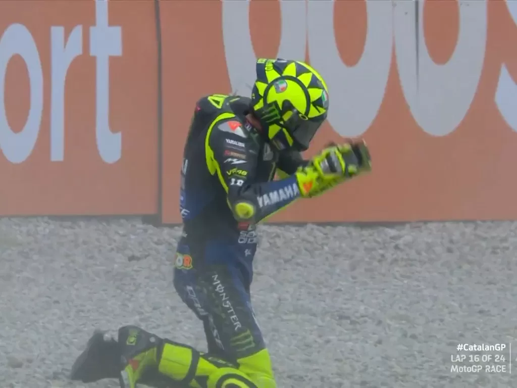 Valentino Rossi terjatuh di MotoGP Catalunya (Dok. MotoGP)