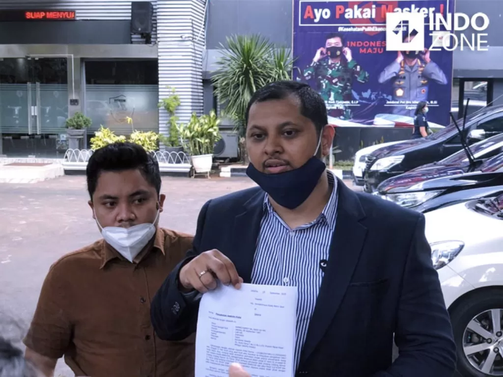 Tim Ahok cabut laporan kasus pencemaran nama baik di Polda Metro Jaya, Jakarta. (INDOZONE/Samsudhuha Wildansyah)