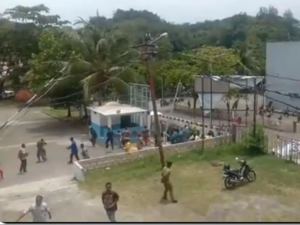 Cuplikan video baku tembak di Universitas Cenderawasih Papua. (Ist)