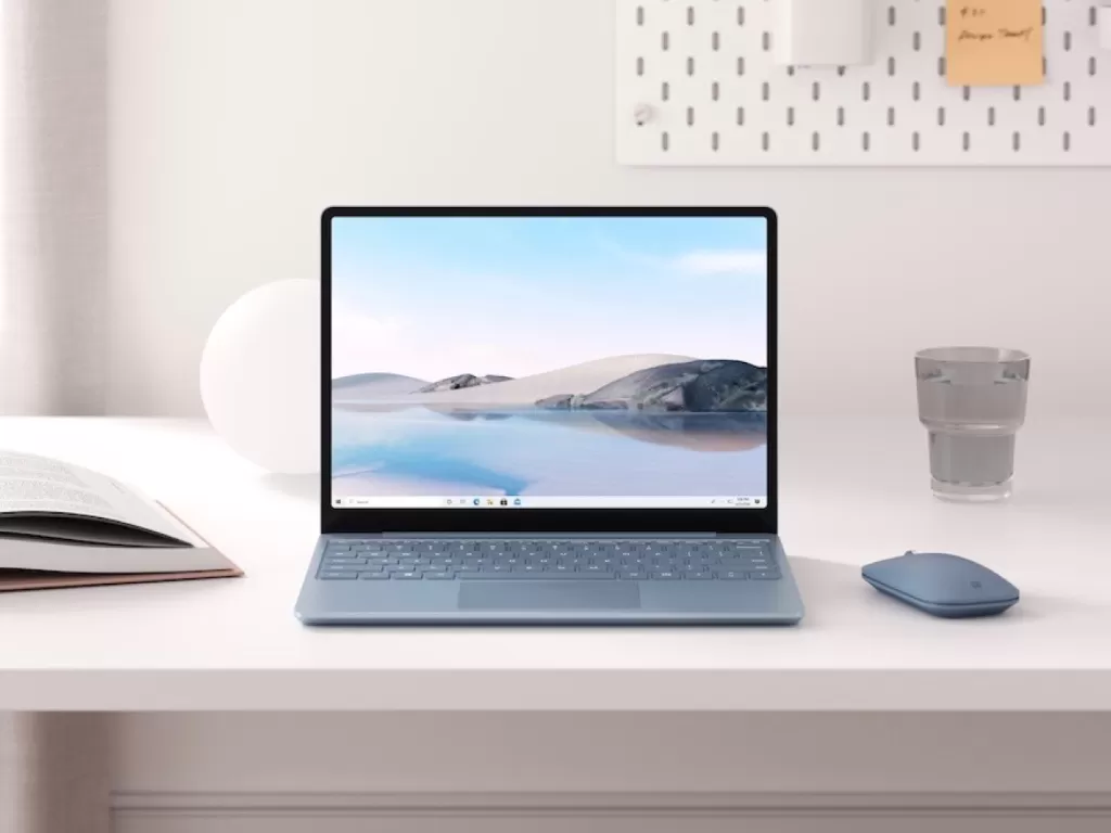 Tampilan laptop Microsoft Surface Laptop Go terbaru (photo/Microsoft)