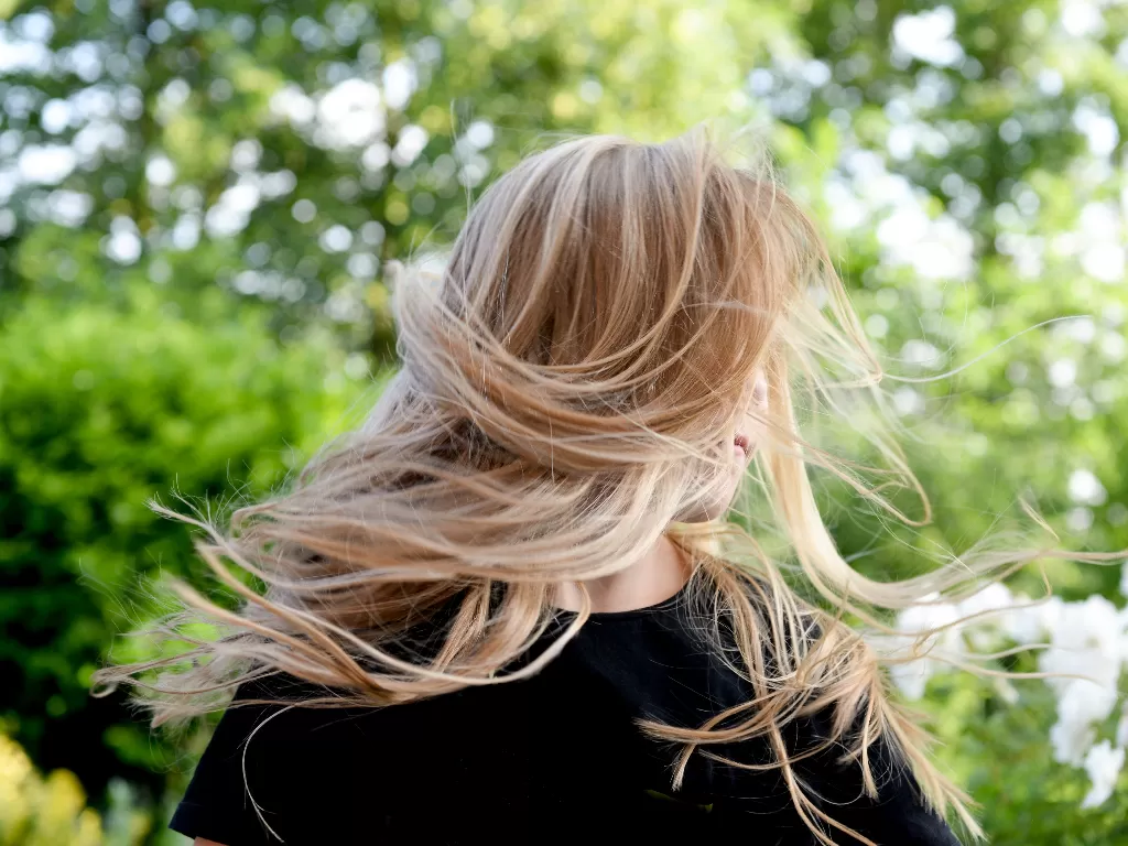 Ilustrasi rambut sehat (Pexels/Skitterphoto)