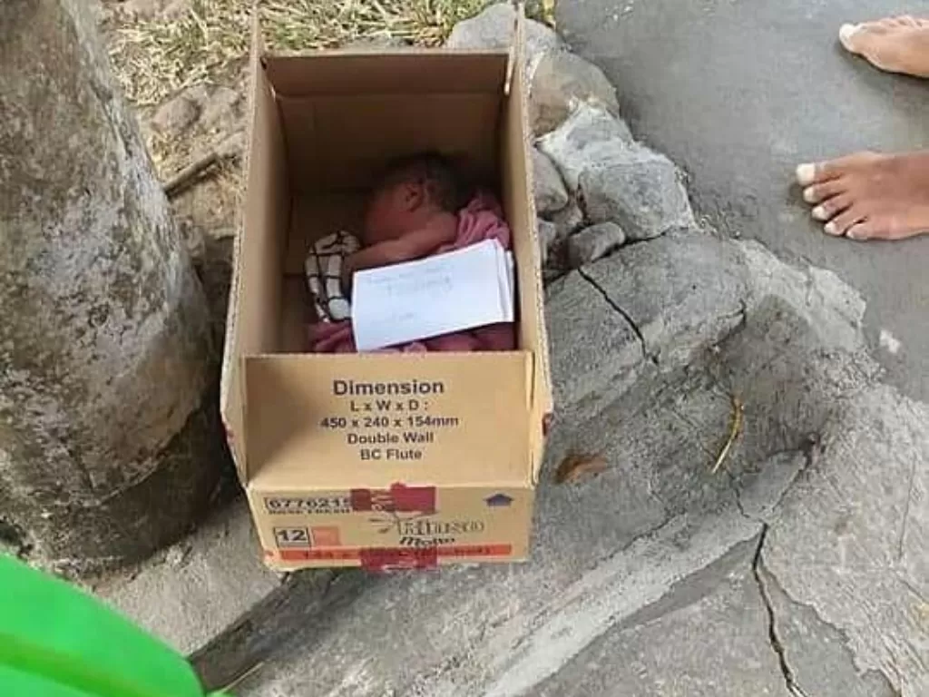 Bayi bernama Muhammad Aqsna Naufal dibuang di Jalan Kaliurang, Jogja. (Instagram)