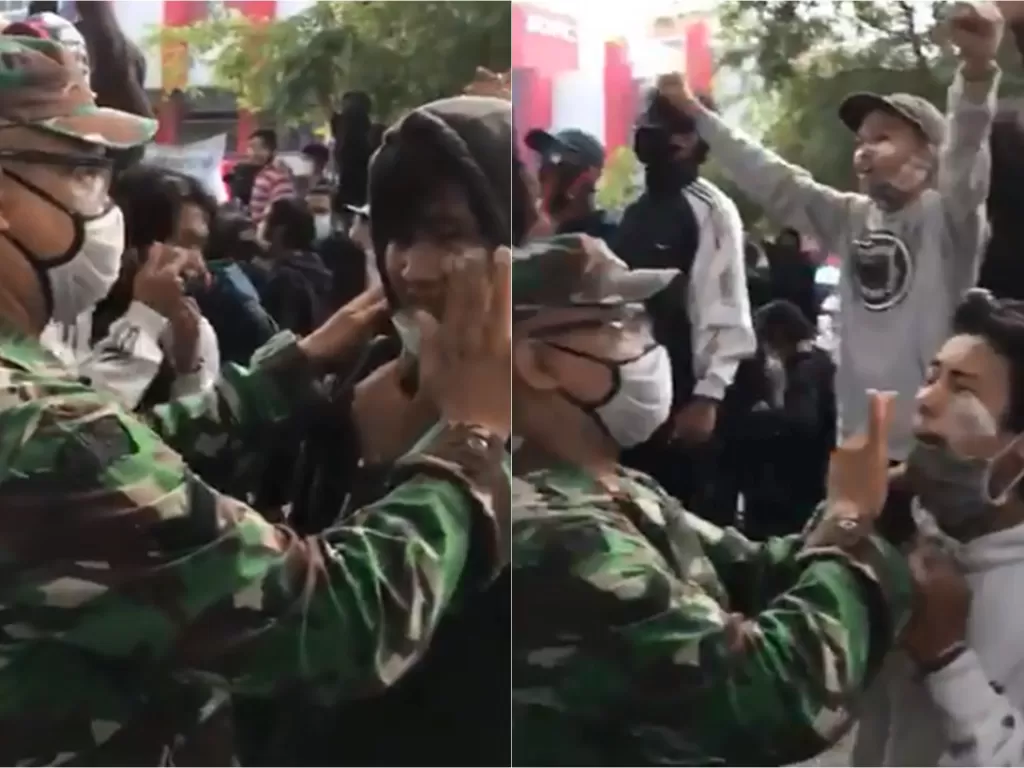 Anggota TNI oleskan pasta ke area mata pendemo (Screenshot)