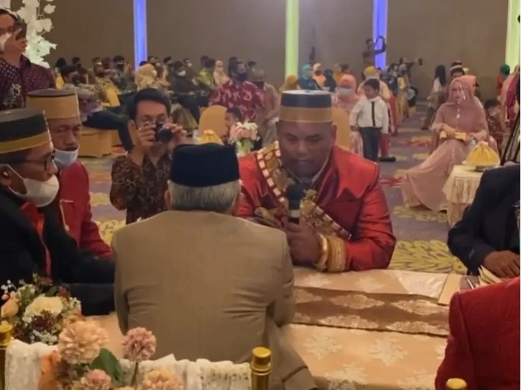 Pernikahan Akbar Ajudan Pribadi dengan Rizky Dwi Amalia (Instagram @ajudan_pribadi)