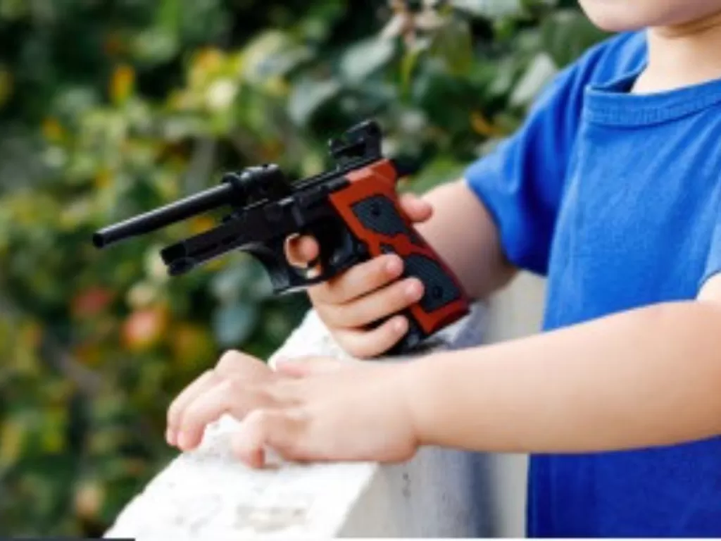 Ilustrasi pistol mainan anak di bawah umur. (Freepik).