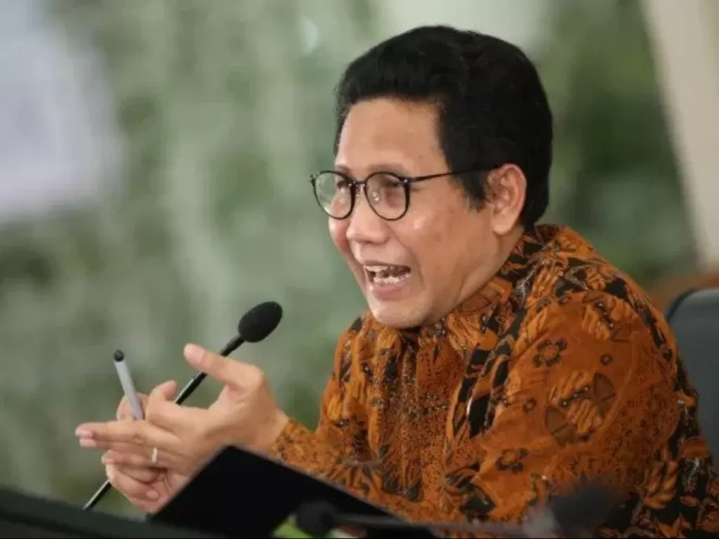 Mendes PDTT Abdul Halim Iskandar berbicara dalam konferensi pers secara virtual di Kantor Kemendes PDTT, Jakarta, Rabu (11/11/2020). (Photo/ANTARA/HO-Humas Kemendes PDTT)