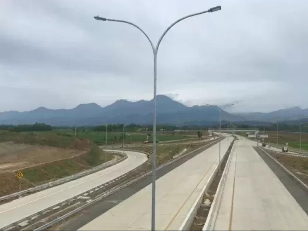 Ruas jalan tol Sigli - Banda Aceh (Sibanceh) seksi empat (Blang Bintang - Indrapuri) yang siap untuk beroperasi di Kabupaten Aceh Besar. (Photo/ANTARA/Khalis)
