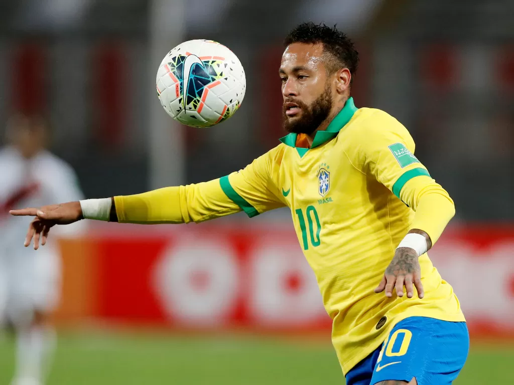 Neymar berkostum timnas Brazil. (REUTERS/STRINGER)