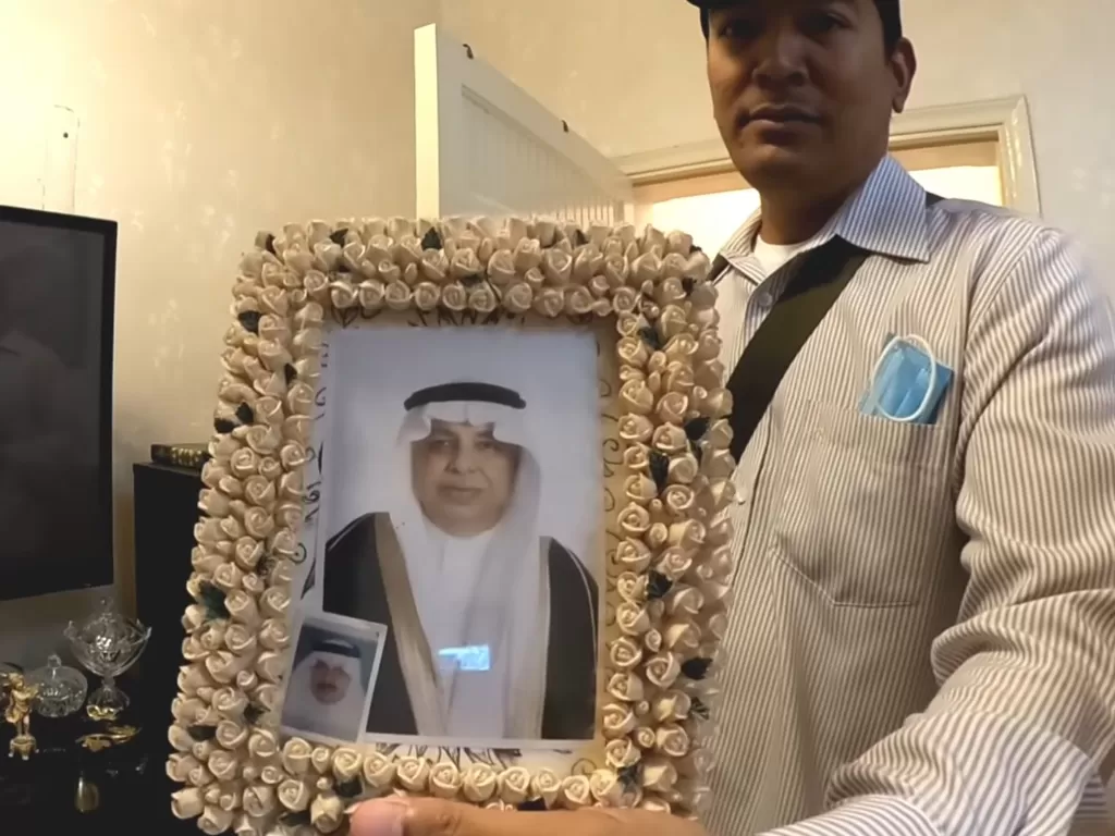 Seorang tenaga kerja Indonesia menerima hadiah rumah mewah dari orang Arab Saudi. (Photo/YouTube/ Muhammad Sofi AW)
