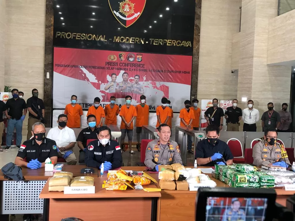 Konferensi pers hasil 3 pekan operasi narkoba Bareskrim Polri di Mabes Polri, Jakarta. (INDOZONE/Samsudhuha Wildansyah)