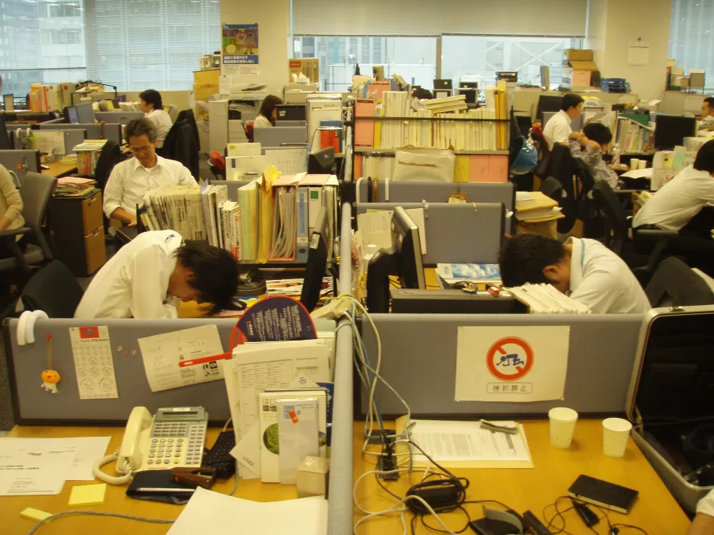 Fenomena Inemuri, Tidur di Tempat Kerja di Jepang. (Flickr/hiroo yamagata)