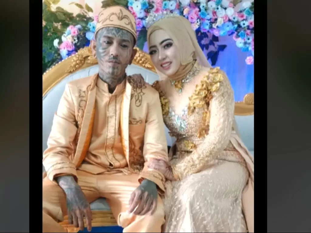 Pria bertato nikahi wanita cantik viral (Tiktok)