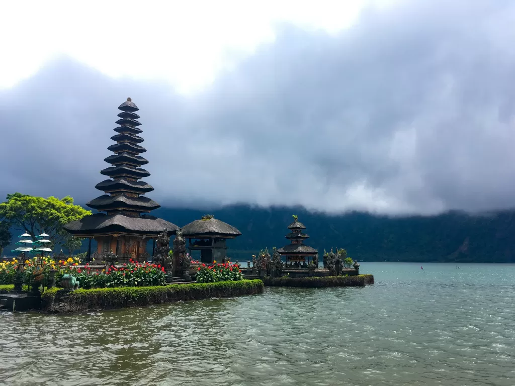Potret suasana di Bali. (Unsplash/@hellojaraeileen)