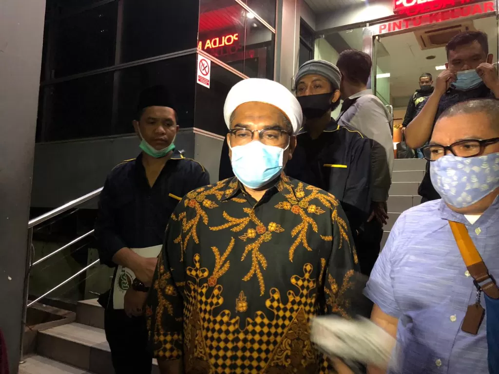 Ali Mochtar Ngabalin saat membuat laporan polisi di Polda Metro Jaya, Jakarta. (INDOZONE/Samsudhuha Wildansyah)