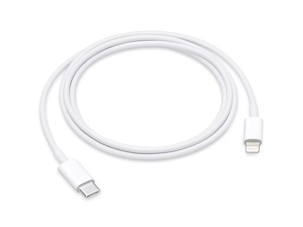 Kabel Lightning ke USB Type-C yang dipakai untuk mengisi daya iPhone (photo/Dok. Apple)