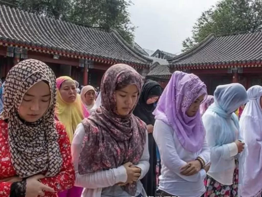 Warga muslim di Xinjiang. (Netral English)