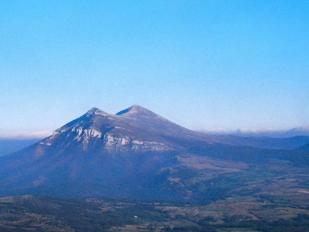 Gunung Rtanj di Serbia. (Flickr/DUH RTNJA - THE SPIRIT OF RTANJ)