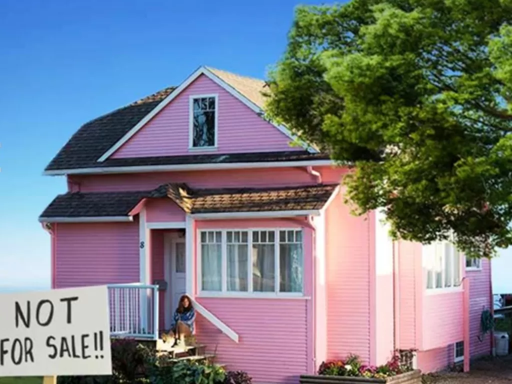  Little Pink House (2017). (Brightlight Pictures)