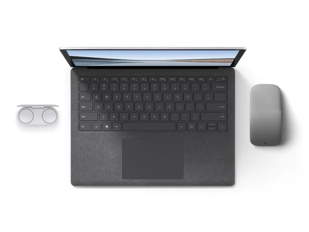 Tampilan laptop Microsoft Surface Laptop 3 dari bagian atas (photo/Dok. Microsoft)