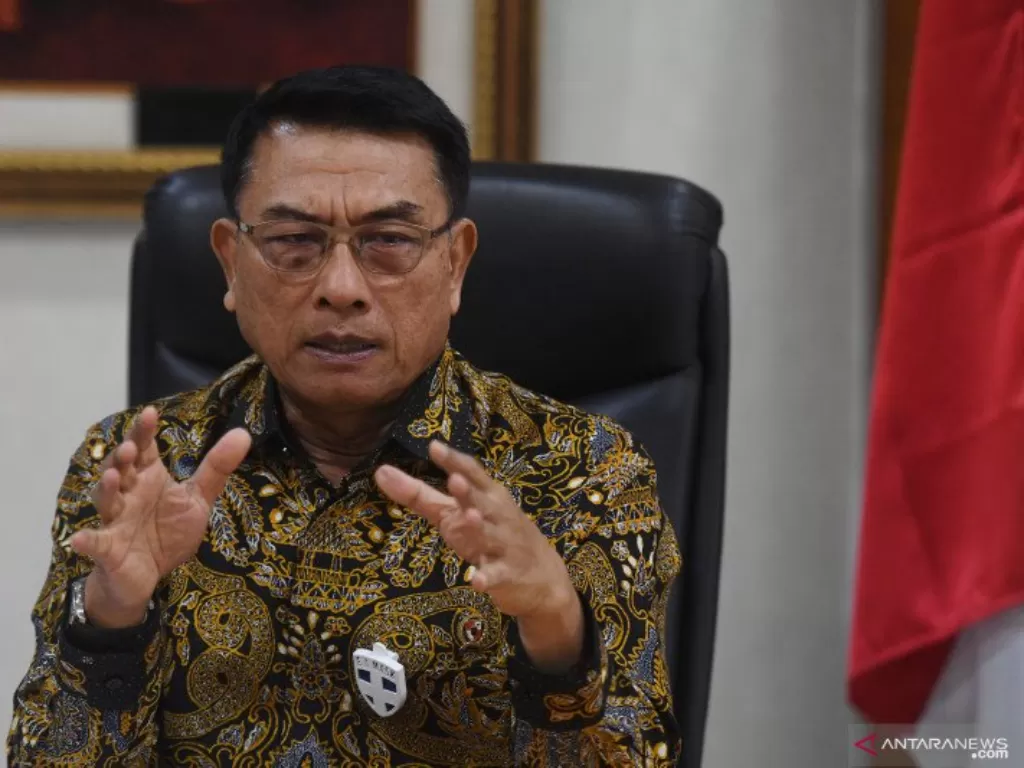 Kepala Staf Kepresidenan Moeldoko menjawab pertanyaan saat wawancara khusus dengan ANTARA di Jakarta, Senin (29/6/2020). ANTARA FOTO/Akbar Nugroho Gumay/pras.