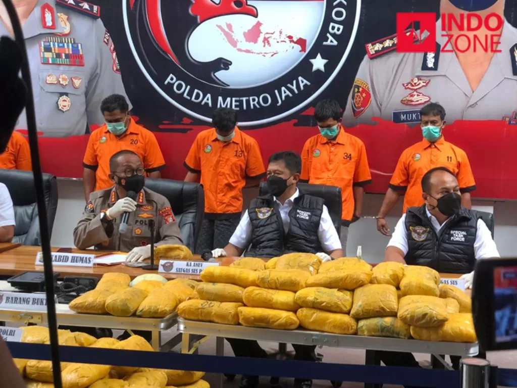 Konferensi pers pengungkapan 201 kg sabu Petamburan di Polda Metro Jaya. (INDOZONE/Samsudhuha Wildansyah).
