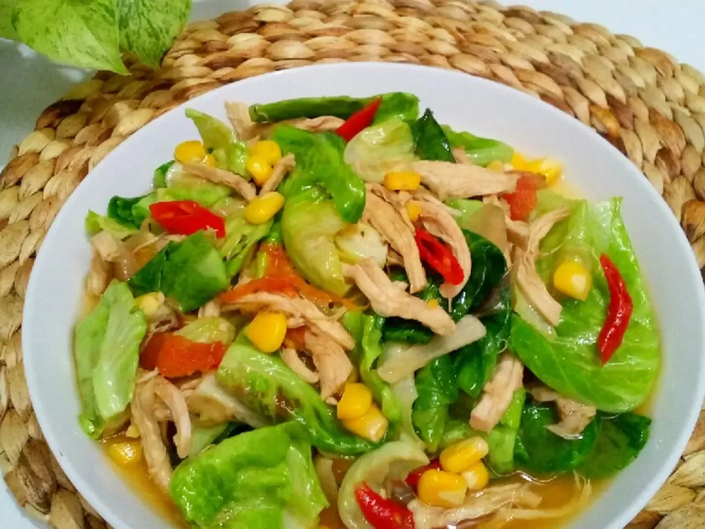 Ayam suwir tumis sayuran (Cookpad/Ge Adhian)