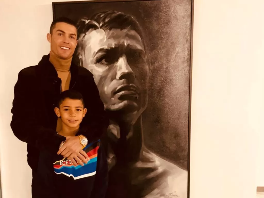 Cristiano Ronaldo dan putranya, Cristiano Ronaldo Junior. (photo/Instagram/@cristiano)