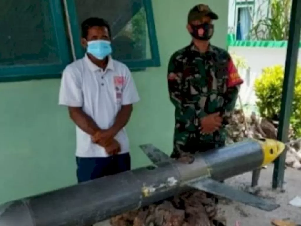 Nelayan dan TNI Sulsel menemukan drone laut (Instagram/@infokomando)