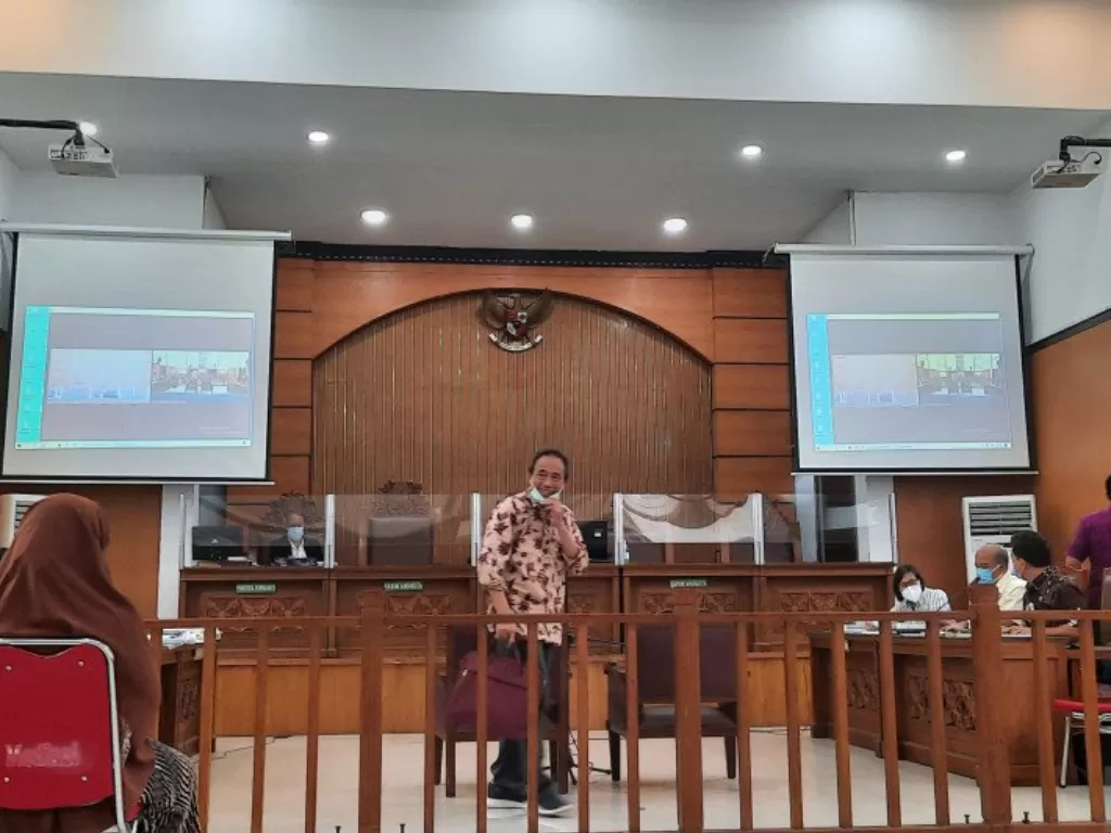 Profesor Wahyu Widodo, dari Universitas Nasional berikan kesaksian ahli dalam sidang Praperadilan Rizieq Shihab di Pengadilan Negeri Jakarta Selatan, Jumat (8/1/2021) (ANTARA/Laily Rahmawaty)