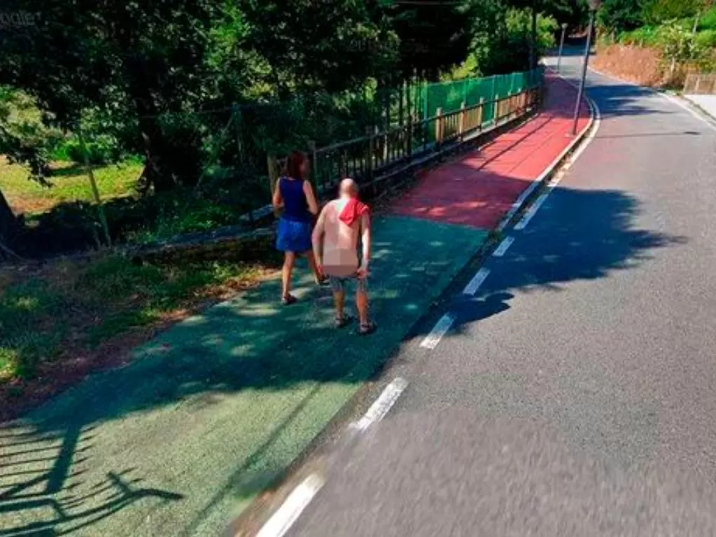 Penampakan dari Google Maps seorang pria menurunkan celananya (Newsflash)
