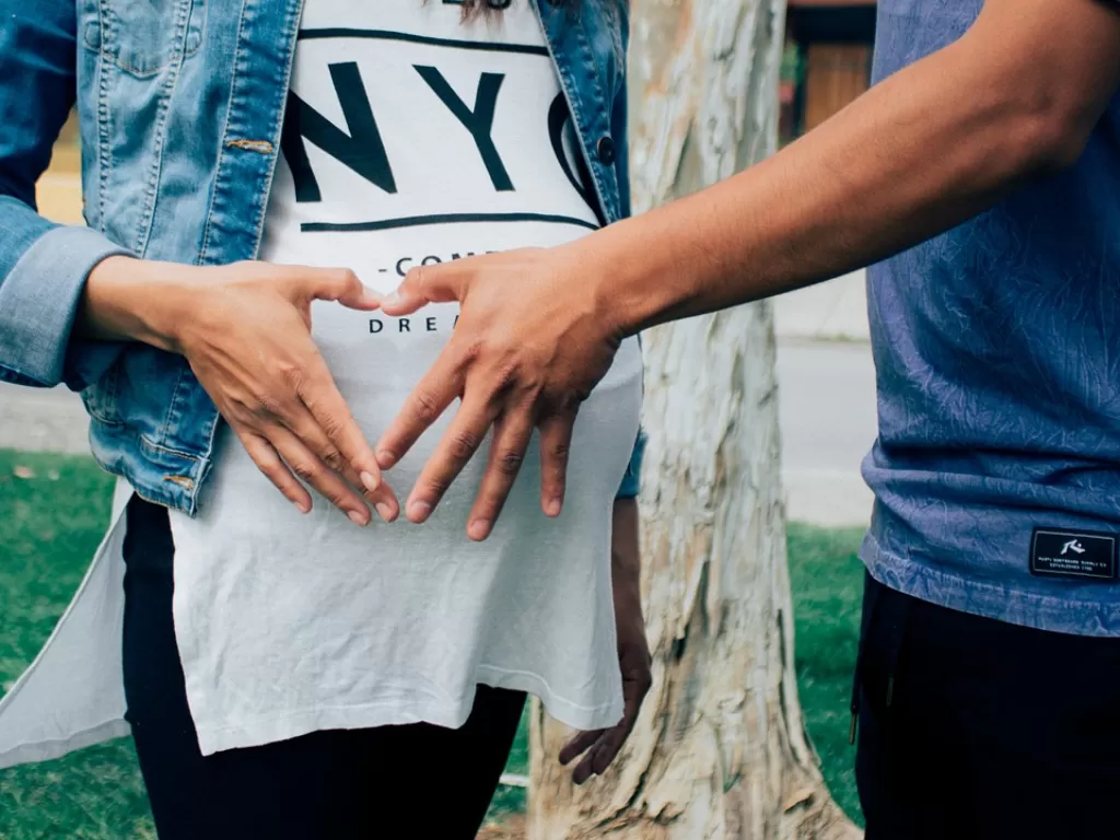 Ilustrasi pasangan yang menantikan kelahiran anak. (Photo/Ilustrasi/Pixabay)