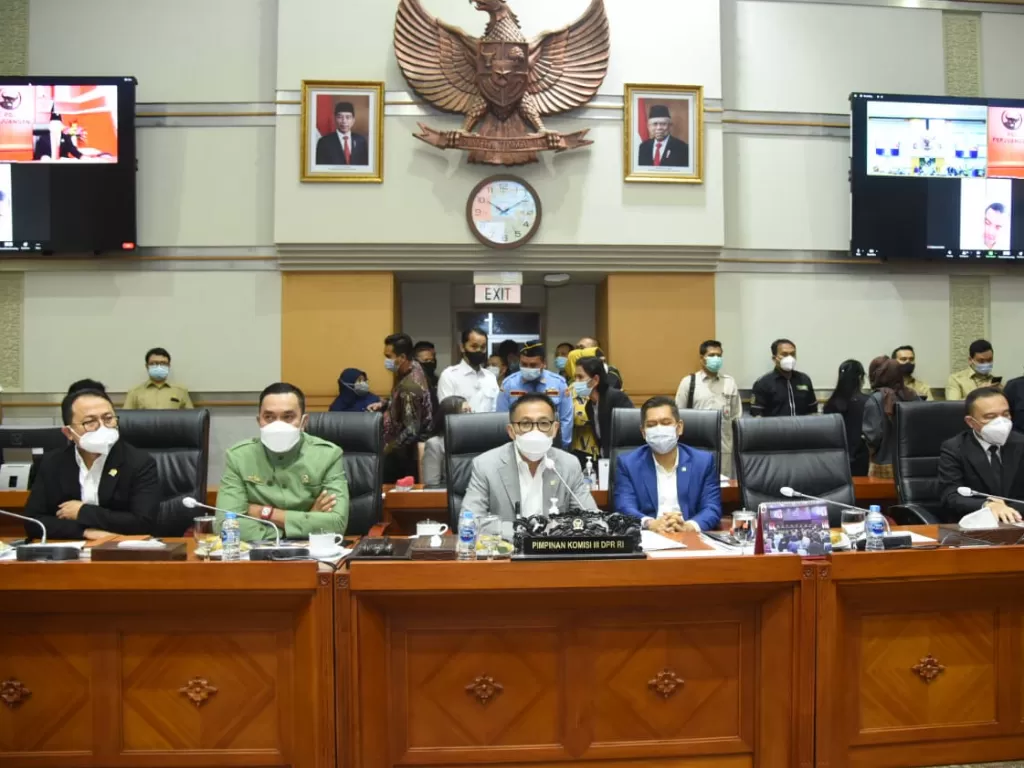 Komisi III DPR RI saat sidang Fit And Proper Test untuk Calon Kapolri Komjen Pol Listyo Sigit Prabowo. (Dok. Sekjen DPR).