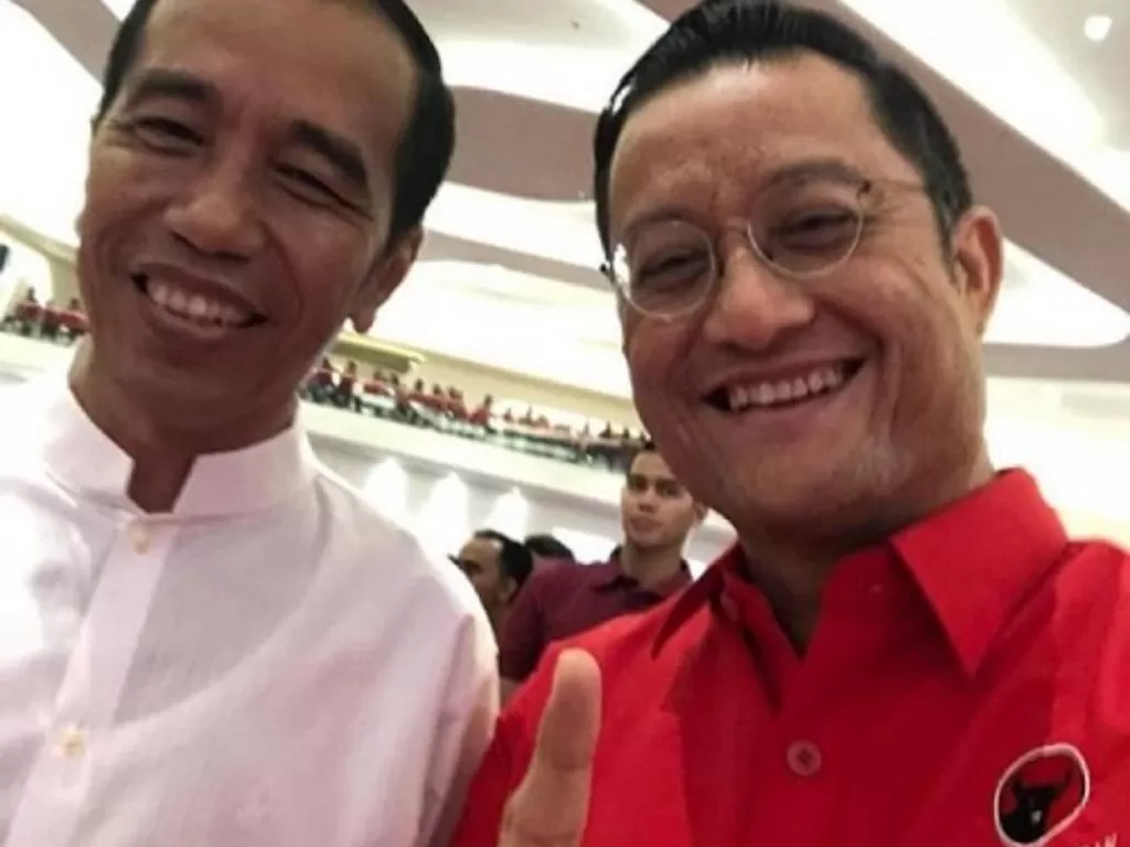 Presiden Jokowi dan mantan Menteri Sosial Juliari P Batubara (istimewa)