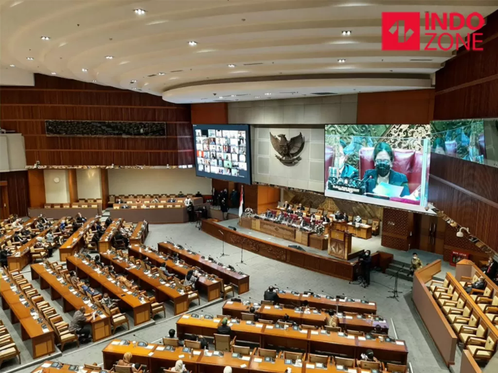 Suasana ruang rapat paripurna di Kompleks Parlemen, Senayan, Kamis (21/1/2021). (INDOZONE/Harits Tryan Akhmad).