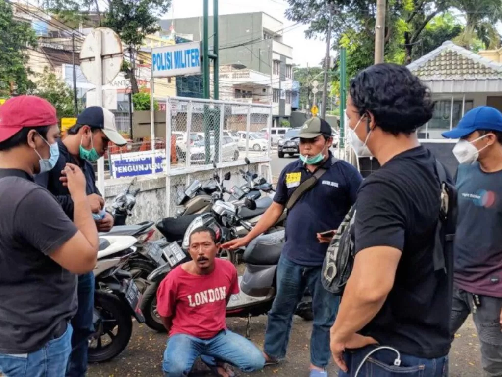 Pelaku penganiaya terduga pencuri kambing (Antara/Pokja Jakarta Selatan)