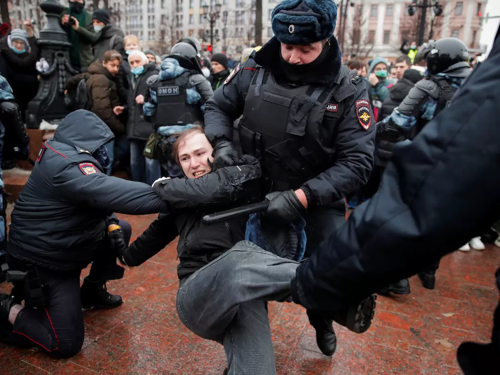 Aksi demo di Rusia. (REUTERS/Maxim Shemetov).