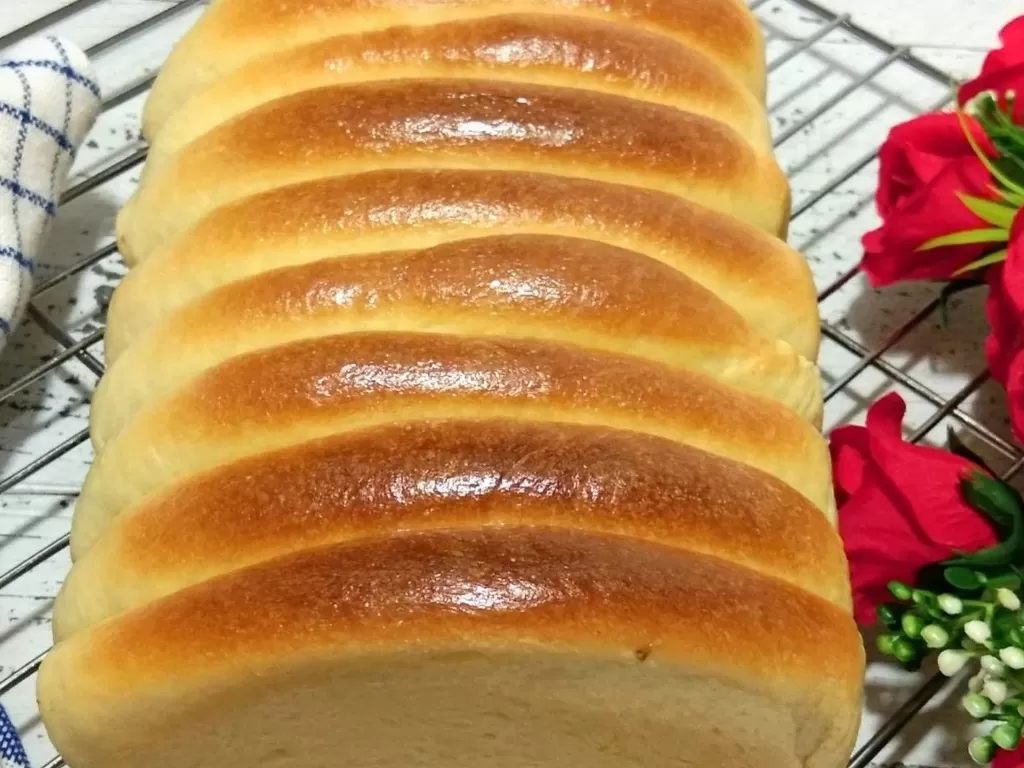 Roti sisir mentega. (pinterest.com)