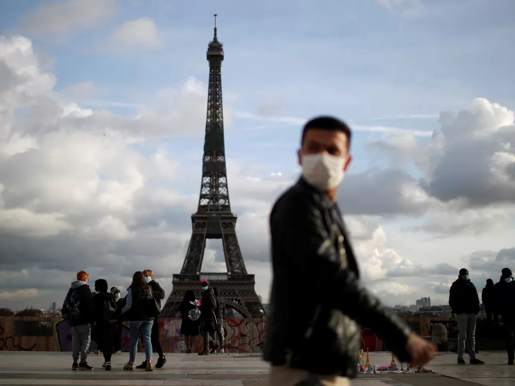 Suasana kota Paris di Prancis. (photo/REUTERS/Gonzalo Fuentes)