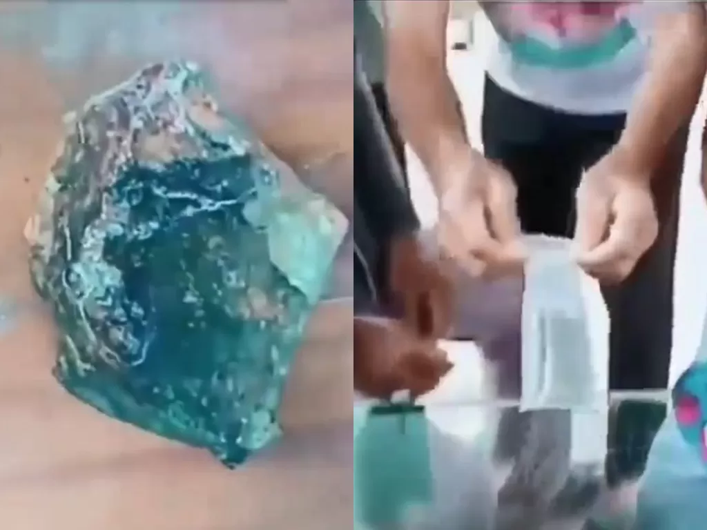 Warga Lampung klaim air rendaman batu meteor berkhasiat untuk sembuhkan segala macam penyakit (Instagram/media.virals)