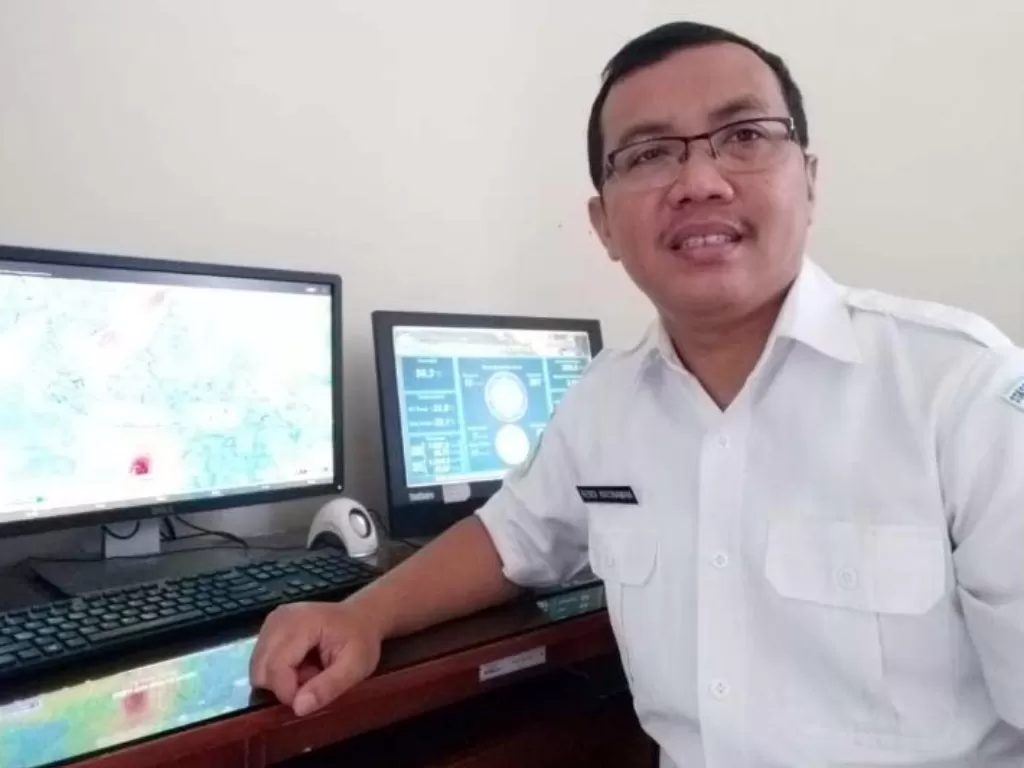 Analis cuaca BMKG Stasiun Meteorologi Tunggul Wulung Cilacap Rendi Krisnawan. (ANTARA/Dokumentasi Pribadi)